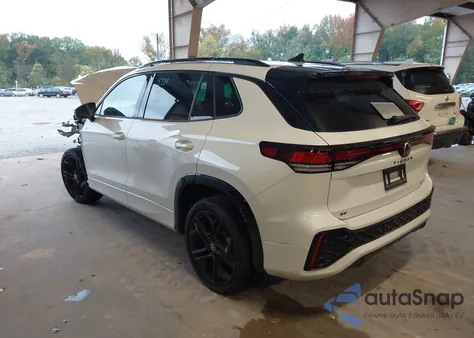 2025 Volkswagen Tiguan 2.0T Se R-Line Black z USA, uszkodzony, nr VIN 3VVGR7RM5SM010320